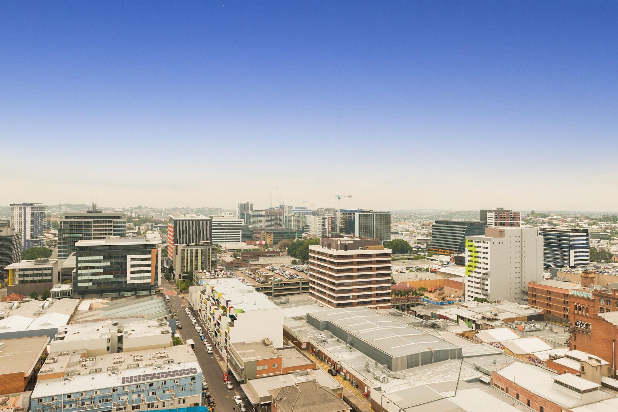 เอฟวี บริสเบน บาย เป็ปเปอร์ส Aparthotel ภายนอก รูปภาพ Aerial view of the CBD
