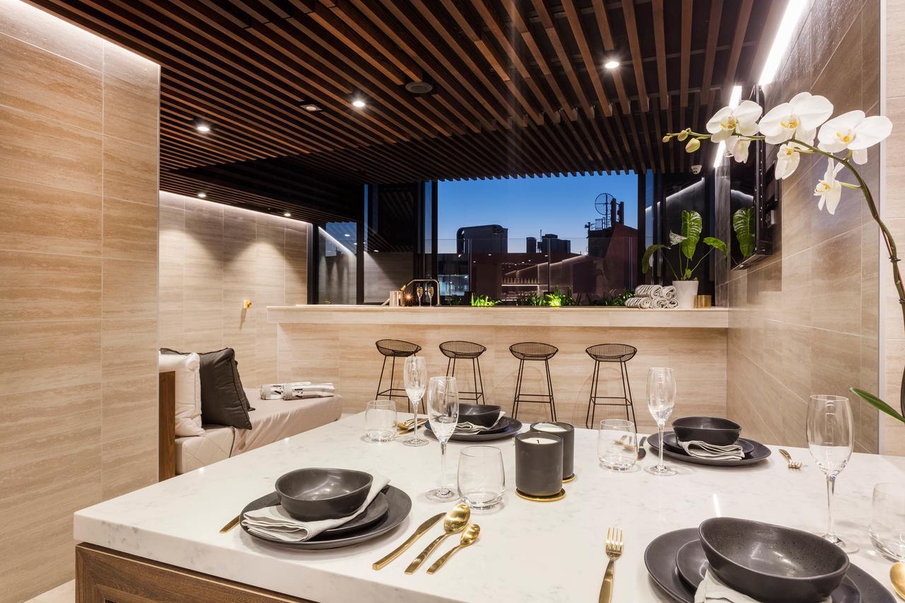 เอฟวี บริสเบน บาย เป็ปเปอร์ส Aparthotel ภายนอก รูปภาพ The kitchen at the 2014 MasterChef Australia studio