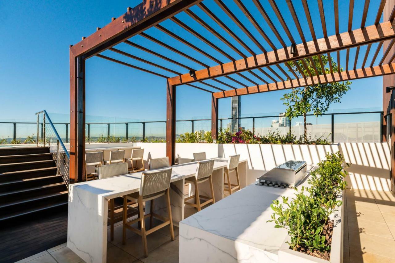 เอฟวี บริสเบน บาย เป็ปเปอร์ส Aparthotel ภายนอก รูปภาพ Rooftop terrace